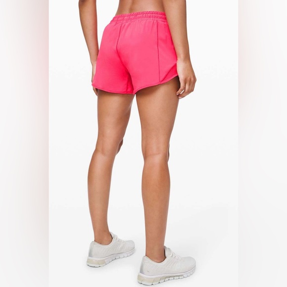 Lululemon Hotty Hot Shorts 4” Lined Heartthrob Size 8 - Picture 2 of 13